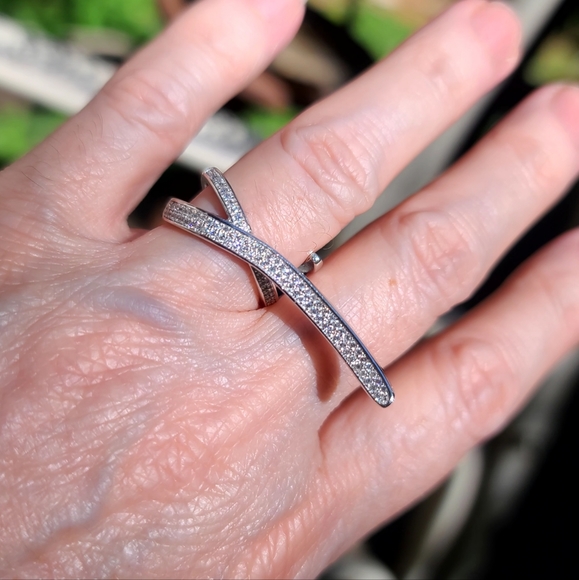 White sapphire and sterling silver ring - Picture 11 of 11